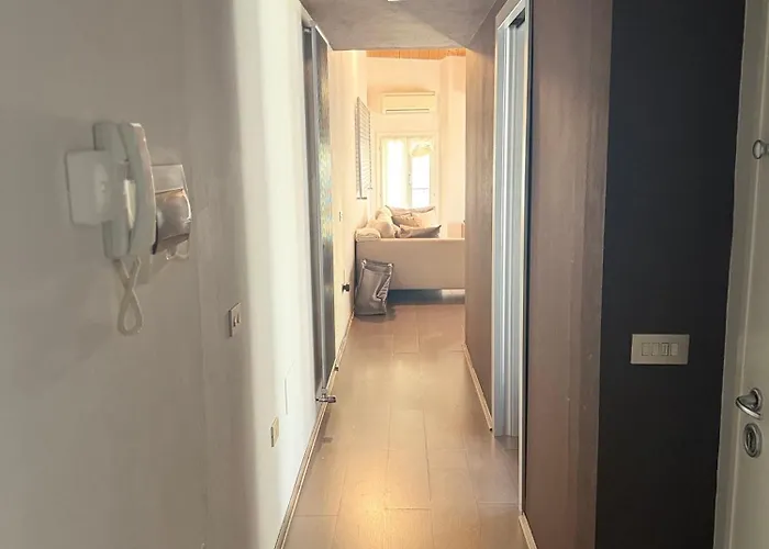 Elegante Torretta In Centro